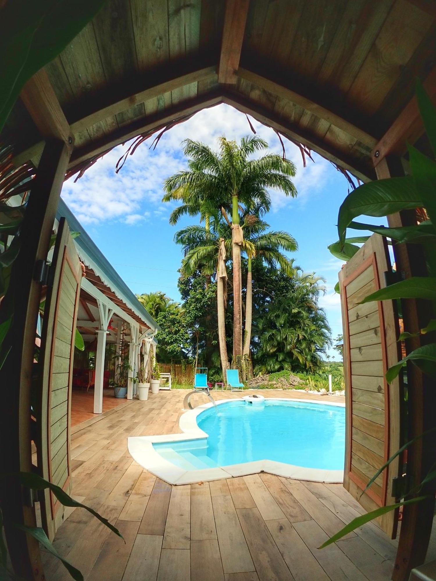 Gite Kaz A Topaze, Piscine, Jardin Tropical ซานต์-โรส ภายนอก รูปภาพ